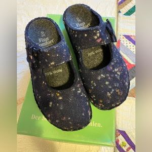 EUC Finn Comfort Arlberg Wool Mules 38D Navy Confetti